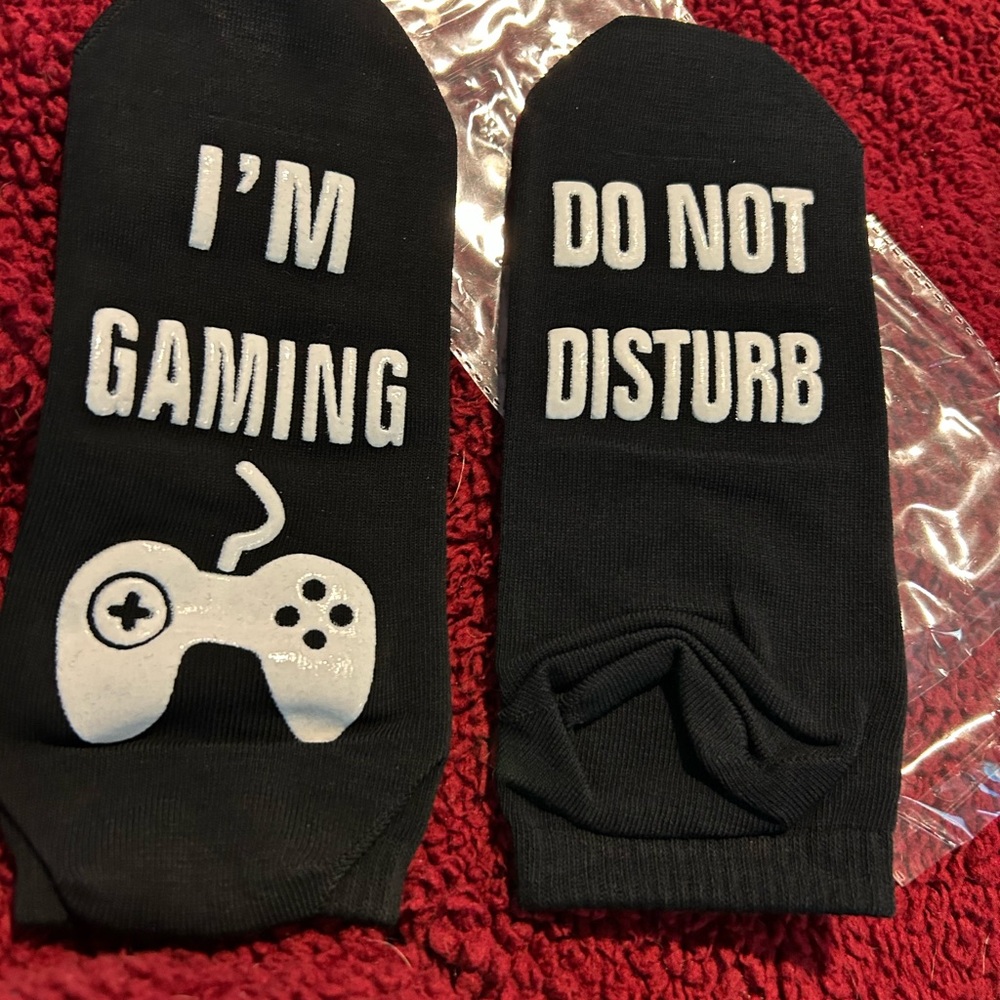 Do Not Disturb 'I'm Gaming' Black Novelty Socks